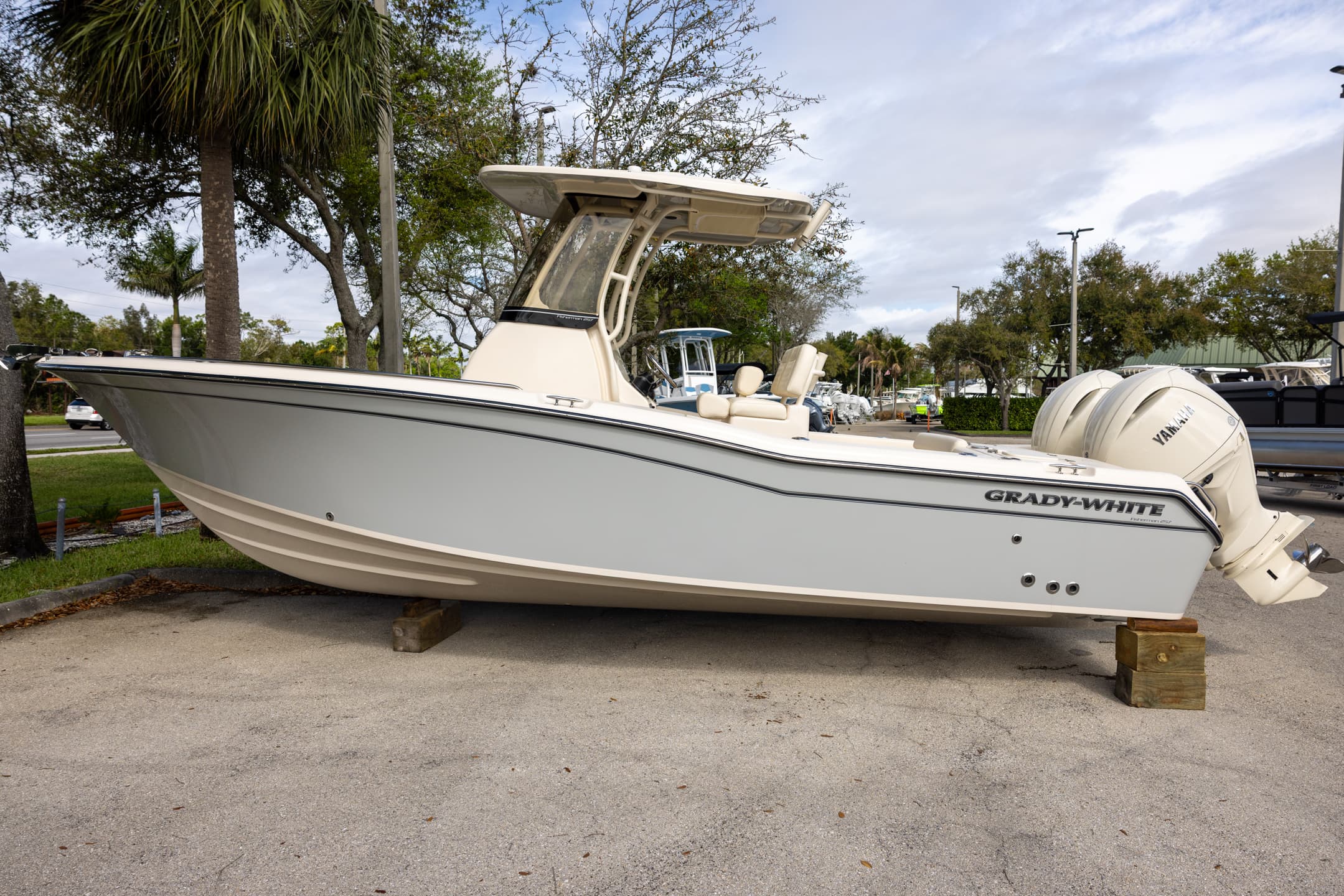 2026 Grady-White Fisherman 257 — photo 1 of 6