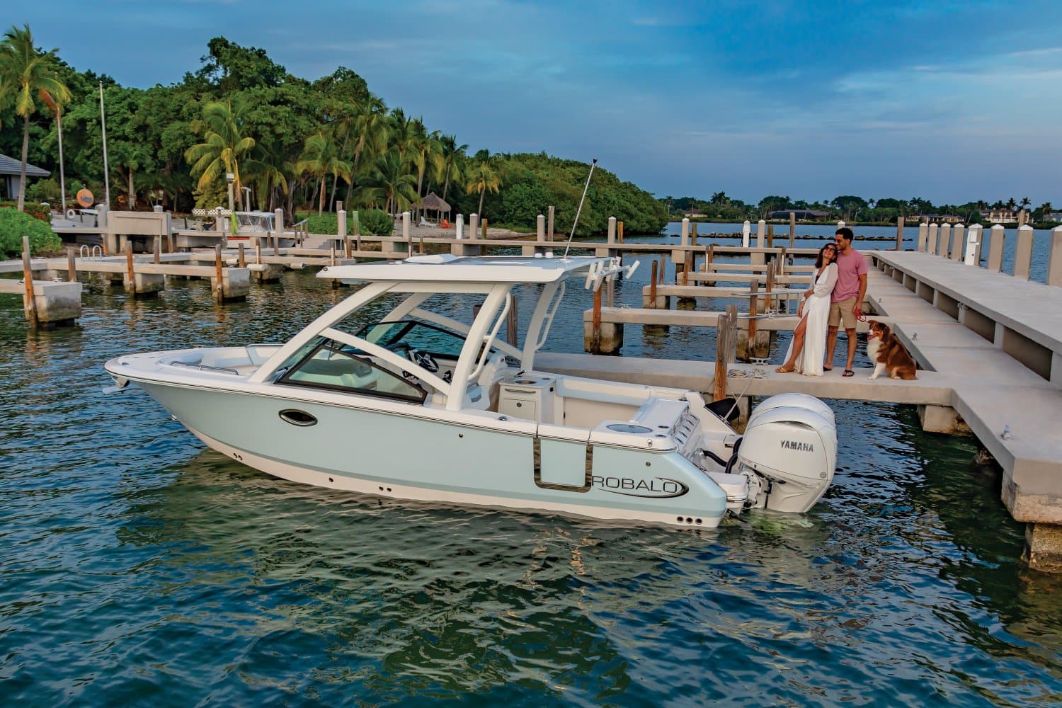 2027 Robalo R257 — photo 1 of 6