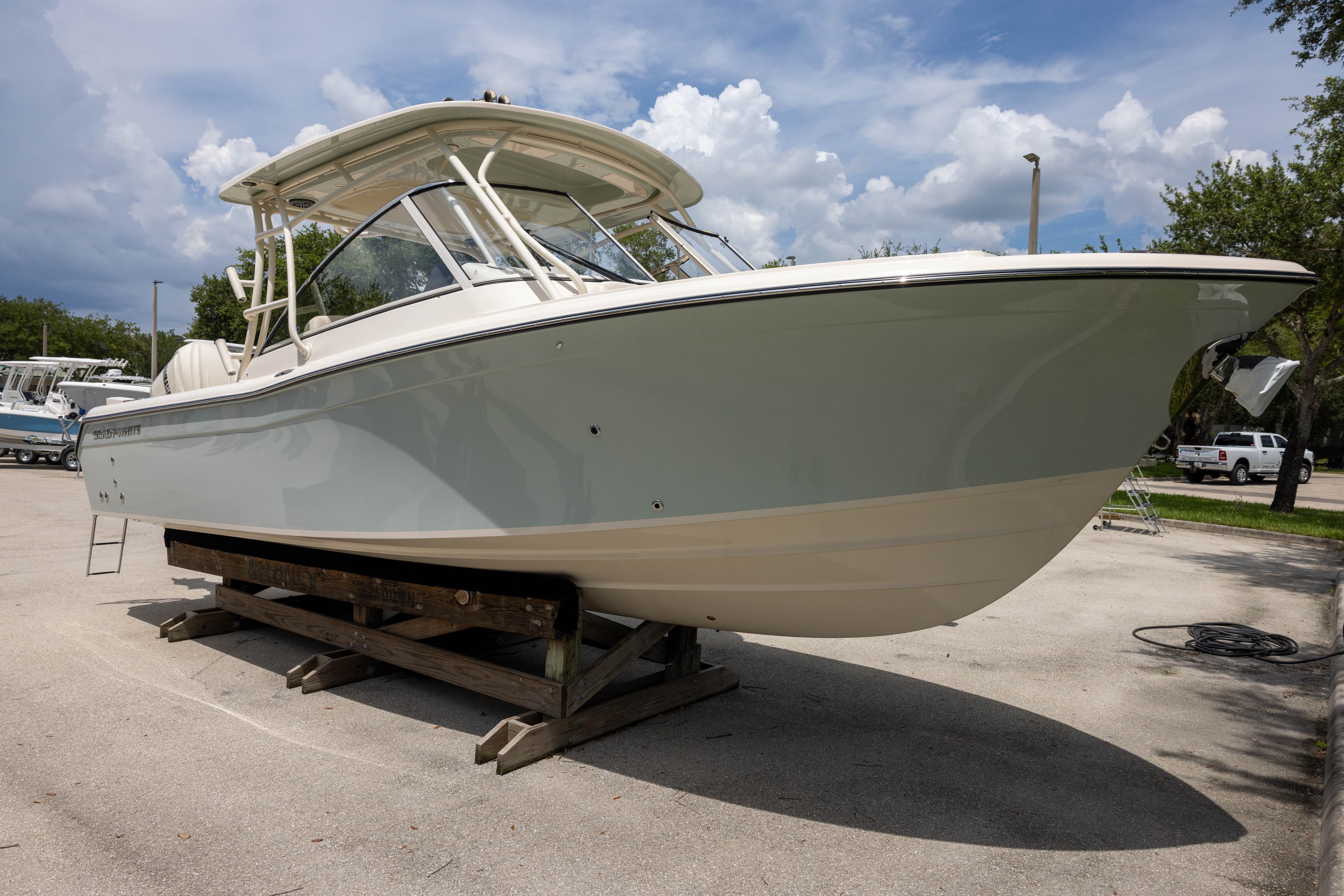 2027 Grady-White Freedom 285 — photo 1 of 6
