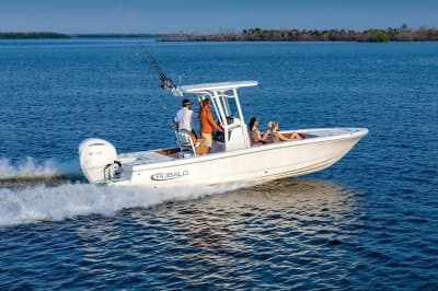 2027 Robalo 246 Cayman