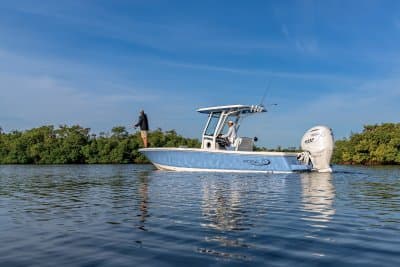 2027 Robalo 266 Cayman