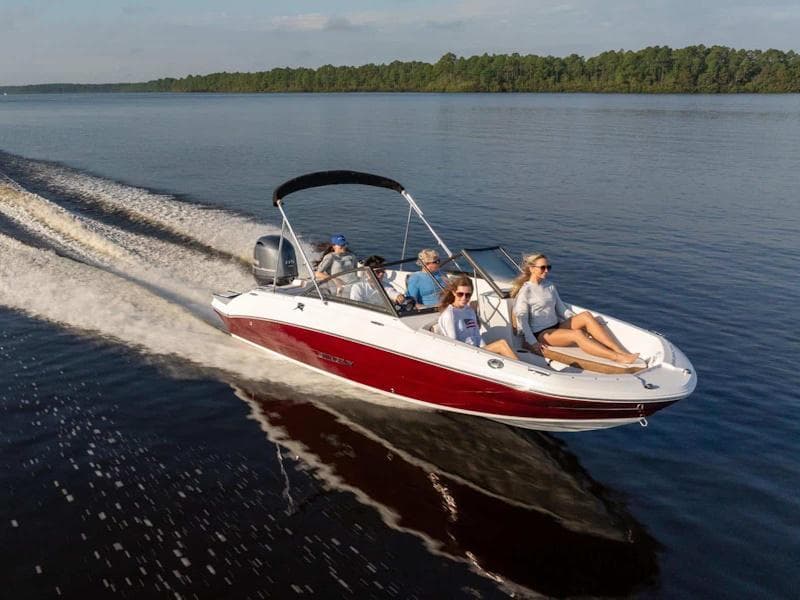 2027 Stingray 19DC