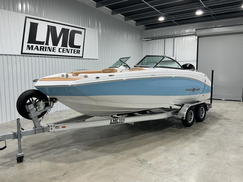 2026 NauticStar 223DC Deck