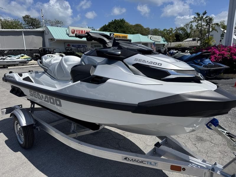 2026 Sea-Doo GTX™ Limited 325 White Pearl Premium — photo 1 of 6
