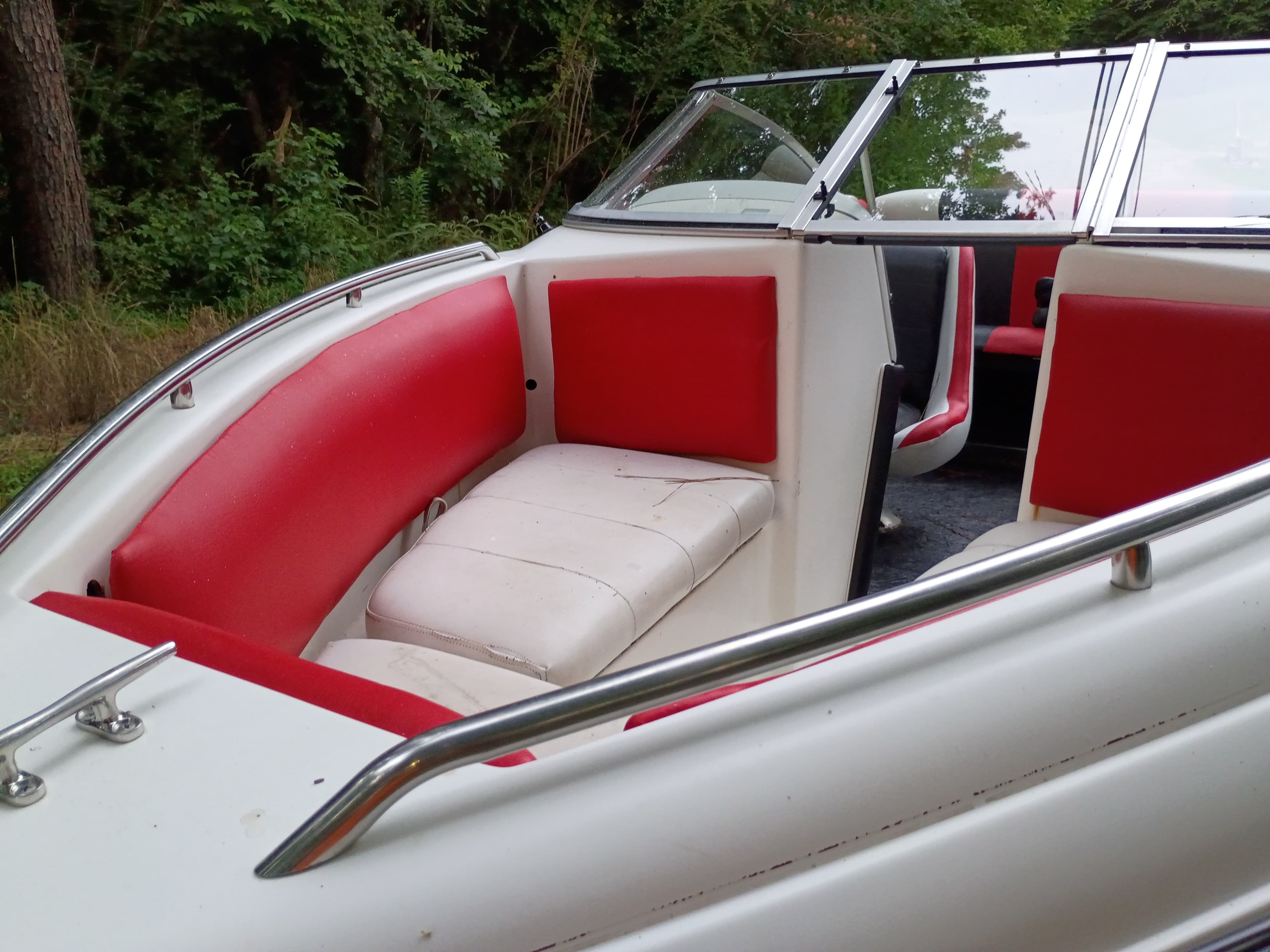 1994 Caravelle 1750 SE Bow Rider