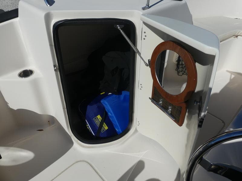 2015 Grady-White Freedom 205
