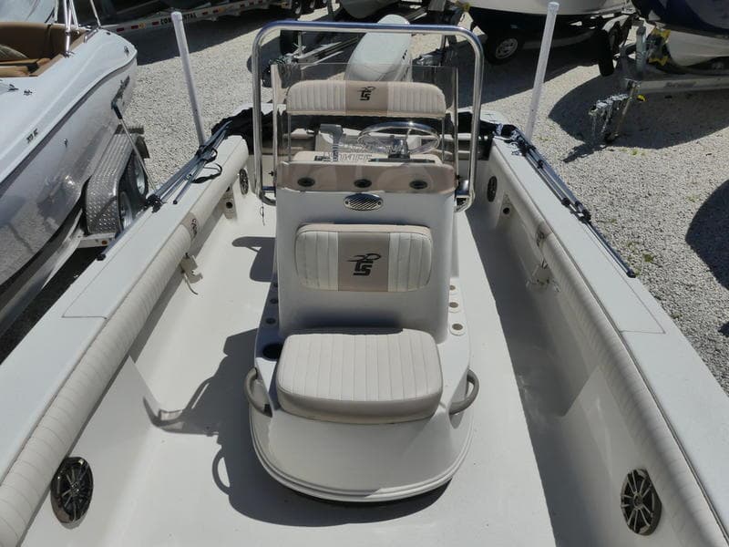 2016 Carolina Skiff DLV Series 218