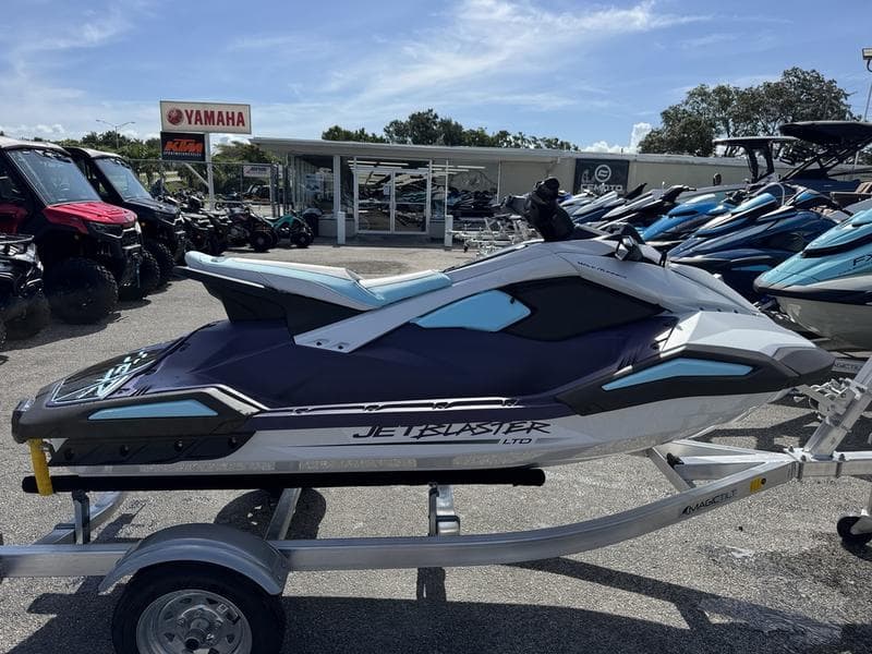 2025 Yamaha WaveRunners Jetblaster LTD